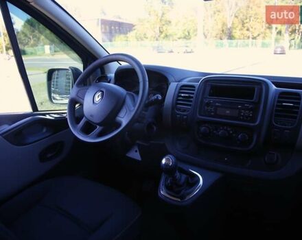Рено Трафик 2015 в Харькове на Automoto.ua Серый Рено Трафик, объемом двигателя 1.6 л и пробегом 259 тыс. км за 13600 $, фото 10 на Automoto.ua