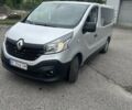 Серый Рено Трафик, объемом двигателя 1.6 л и пробегом 220 тыс. км за 14099 $, фото 1 на Automoto.ua