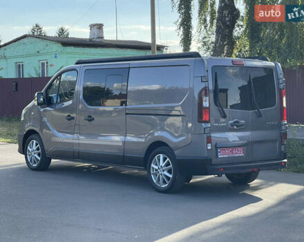 Серый Рено Трафик, объемом двигателя 1.6 л и пробегом 204 тыс. км за 15999 $, фото 5 на Automoto.ua