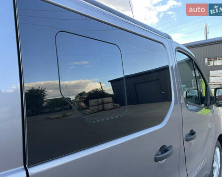 Серый Рено Трафик, объемом двигателя 1.6 л и пробегом 204 тыс. км за 15999 $, фото 39 на Automoto.ua