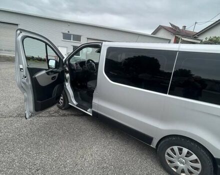 Серый Рено Трафик, объемом двигателя 1.6 л и пробегом 220 тыс. км за 14099 $, фото 7 на Automoto.ua