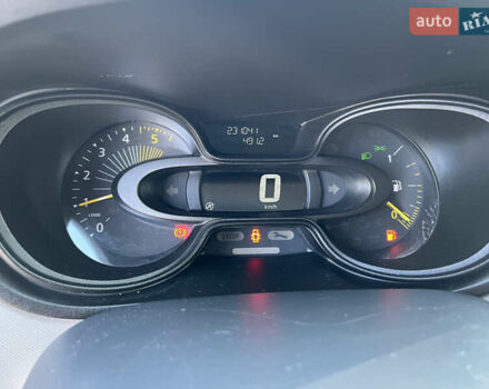 Серый Рено Трафик, объемом двигателя 1.6 л и пробегом 231 тыс. км за 16222 $, фото 11 на Automoto.ua