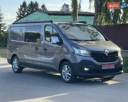 Серый Рено Трафик, объемом двигателя 1.6 л и пробегом 204 тыс. км за 15999 $, фото 12 на Automoto.ua