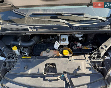 Сірий Рено Трафік, об'ємом двигуна 1.6 л та пробігом 157 тис. км за 13800 $, фото 15 на Automoto.ua