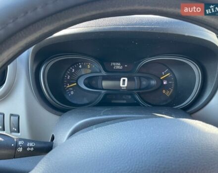 Серый Рено Трафик, объемом двигателя 1.6 л и пробегом 370 тыс. км за 14200 $, фото 5 на Automoto.ua