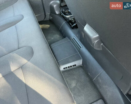 Серый Рено Трафик, объемом двигателя 1.6 л и пробегом 231 тыс. км за 16222 $, фото 17 на Automoto.ua