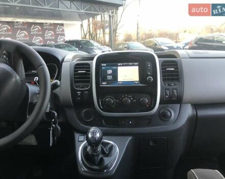 Серый Рено Трафик, объемом двигателя 1.6 л и пробегом 192 тыс. км за 15950 $, фото 15 на Automoto.ua