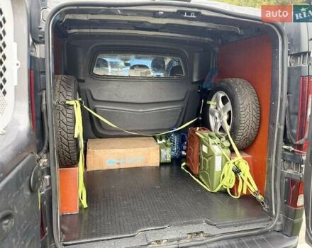 Серый Рено Трафик, объемом двигателя 1.6 л и пробегом 280 тыс. км за 16500 $, фото 7 на Automoto.ua