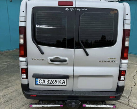 Серый Рено Трафик, объемом двигателя 1.6 л и пробегом 260 тыс. км за 18900 $, фото 3 на Automoto.ua
