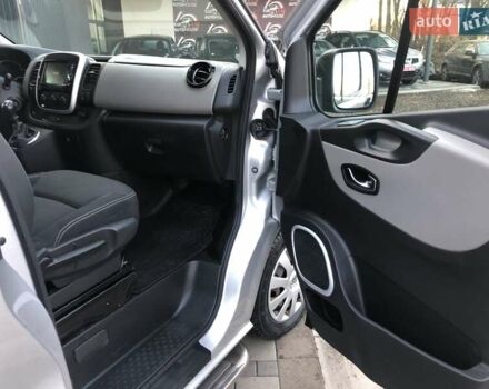 Серый Рено Трафик, объемом двигателя 1.6 л и пробегом 192 тыс. км за 15950 $, фото 11 на Automoto.ua