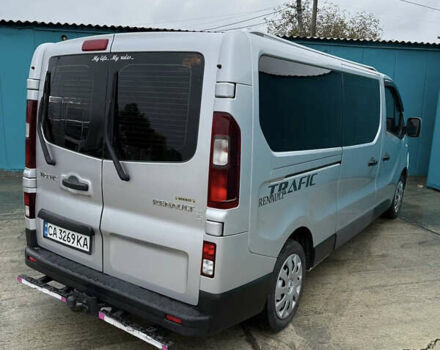 Серый Рено Трафик, объемом двигателя 1.6 л и пробегом 260 тыс. км за 18900 $, фото 4 на Automoto.ua