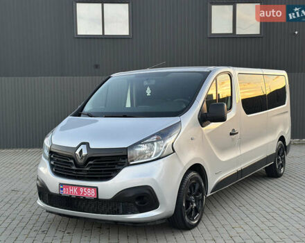 Серый Рено Трафик, объемом двигателя 1.6 л и пробегом 248 тыс. км за 20000 $, фото 6 на Automoto.ua