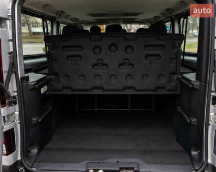 Серый Рено Трафик, объемом двигателя 1.6 л и пробегом 237 тыс. км за 16800 $, фото 53 на Automoto.ua