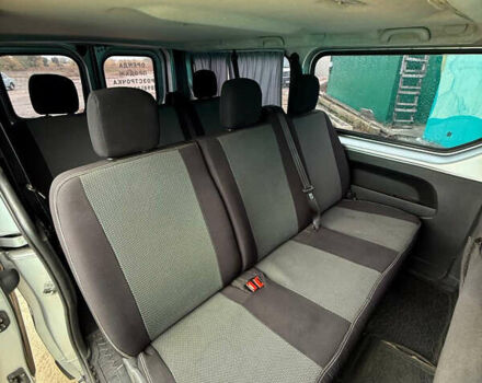 Серый Рено Трафик, объемом двигателя 1.6 л и пробегом 260 тыс. км за 18900 $, фото 13 на Automoto.ua