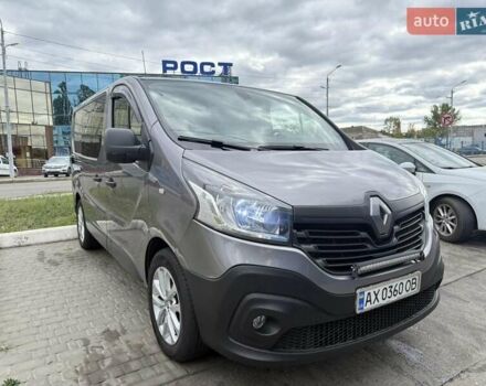 Серый Рено Трафик, объемом двигателя 1.6 л и пробегом 280 тыс. км за 16500 $, фото 1 на Automoto.ua