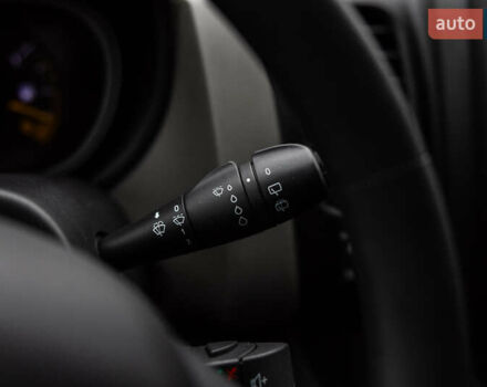 Серый Рено Трафик, объемом двигателя 1.6 л и пробегом 237 тыс. км за 16800 $, фото 23 на Automoto.ua