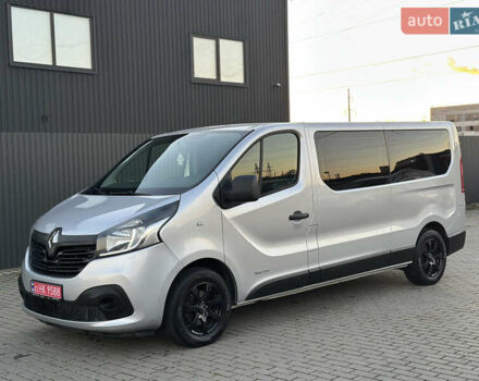 Серый Рено Трафик, объемом двигателя 1.6 л и пробегом 248 тыс. км за 20000 $, фото 4 на Automoto.ua