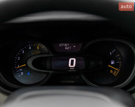 Серый Рено Трафик, объемом двигателя 1.6 л и пробегом 237 тыс. км за 16800 $, фото 25 на Automoto.ua