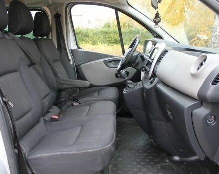 Серый Рено Трафик, объемом двигателя 1.6 л и пробегом 126 тыс. км за 10500 $, фото 9 на Automoto.ua