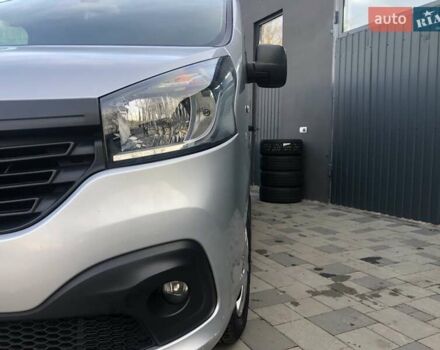 Серый Рено Трафик, объемом двигателя 1.6 л и пробегом 192 тыс. км за 15950 $, фото 5 на Automoto.ua