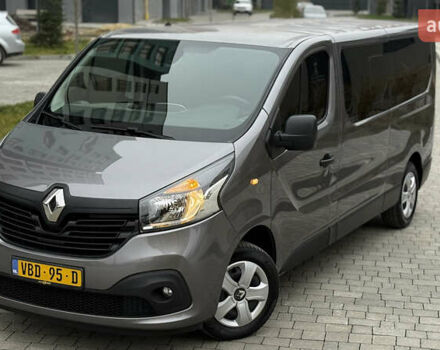 Серый Рено Трафик, объемом двигателя 1.6 л и пробегом 231 тыс. км за 16950 $, фото 2 на Automoto.ua