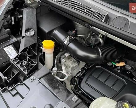 Серый Рено Трафик, объемом двигателя 1.6 л и пробегом 171 тыс. км за 19900 $, фото 25 на Automoto.ua