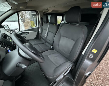 Серый Рено Трафик, объемом двигателя 1.6 л и пробегом 195 тыс. км за 17500 $, фото 18 на Automoto.ua