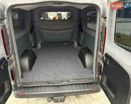 Серый Рено Трафик, объемом двигателя 1.6 л и пробегом 231 тыс. км за 16950 $, фото 33 на Automoto.ua