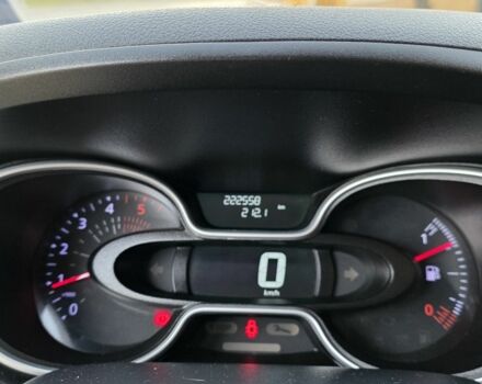 Серый Рено Трафик, объемом двигателя 1.6 л и пробегом 225 тыс. км за 24372 $, фото 6 на Automoto.ua