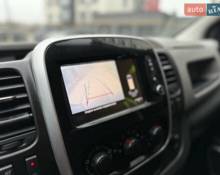 Серый Рено Трафик, объемом двигателя 1.6 л и пробегом 231 тыс. км за 16950 $, фото 29 на Automoto.ua