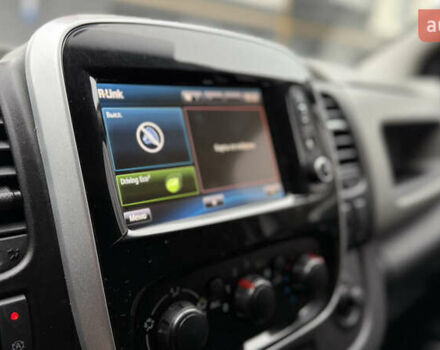 Серый Рено Трафик, объемом двигателя 1.6 л и пробегом 231 тыс. км за 16950 $, фото 31 на Automoto.ua