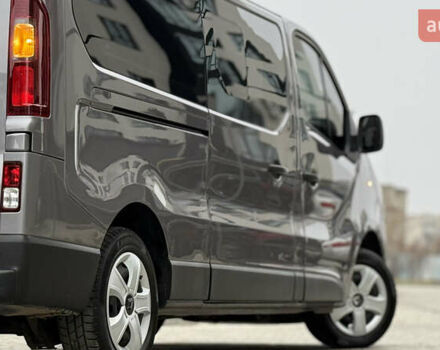 Серый Рено Трафик, объемом двигателя 1.6 л и пробегом 231 тыс. км за 16950 $, фото 14 на Automoto.ua