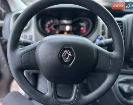 Серый Рено Трафик, объемом двигателя 1.6 л и пробегом 195 тыс. км за 17250 $, фото 15 на Automoto.ua