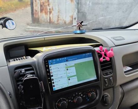 Сірий Рено Трафік, об'ємом двигуна 1.6 л та пробігом 225 тис. км за 24351 $, фото 2 на Automoto.ua