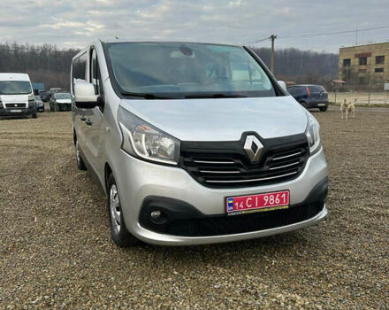 Серый Рено Трафик, объемом двигателя 1.6 л и пробегом 198 тыс. км за 15500 $, фото 5 на Automoto.ua