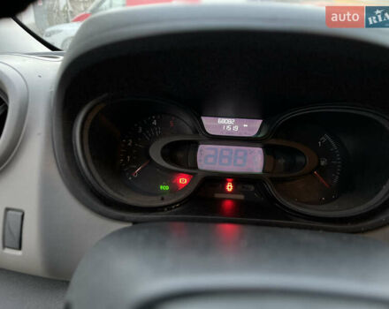 Сірий Рено Трафік, об'ємом двигуна 1.6 л та пробігом 68 тис. км за 25600 $, фото 4 на Automoto.ua