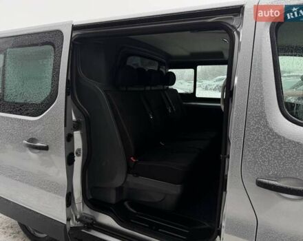 Сірий Рено Трафік, об'ємом двигуна 1.6 л та пробігом 248 тис. км за 18000 $, фото 30 на Automoto.ua