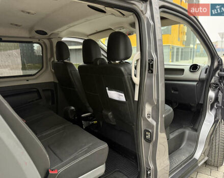 Серый Рено Трафик, объемом двигателя 1.6 л и пробегом 231 тыс. км за 16950 $, фото 26 на Automoto.ua