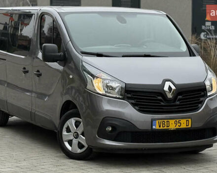 Серый Рено Трафик, объемом двигателя 1.6 л и пробегом 231 тыс. км за 16950 $, фото 1 на Automoto.ua