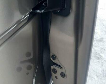 Сірий Рено Трафік, об'ємом двигуна 1.6 л та пробігом 237 тис. км за 19300 $, фото 43 на Automoto.ua