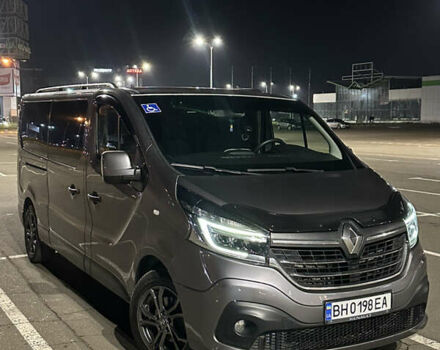 Серый Рено Трафик, объемом двигателя 2 л и пробегом 157 тыс. км за 27300 $, фото 6 на Automoto.ua