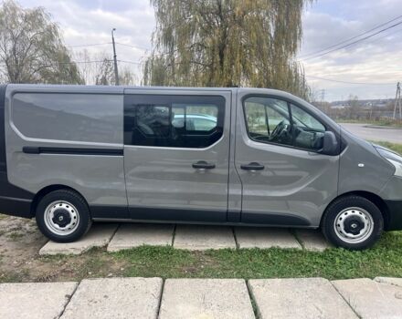 Серый Рено Трафик, объемом двигателя 1.6 л и пробегом 204 тыс. км за 16900 $, фото 3 на Automoto.ua