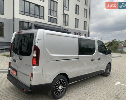 Серый Рено Трафик, объемом двигателя 1.6 л и пробегом 248 тыс. км за 16950 $, фото 5 на Automoto.ua