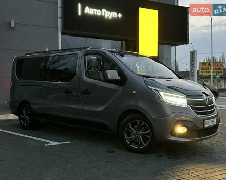 Серый Рено Трафик, объемом двигателя 2 л и пробегом 157 тыс. км за 27300 $, фото 19 на Automoto.ua