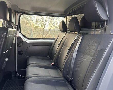 Серый Рено Трафик, объемом двигателя 1.6 л и пробегом 167 тыс. км за 18500 $, фото 19 на Automoto.ua