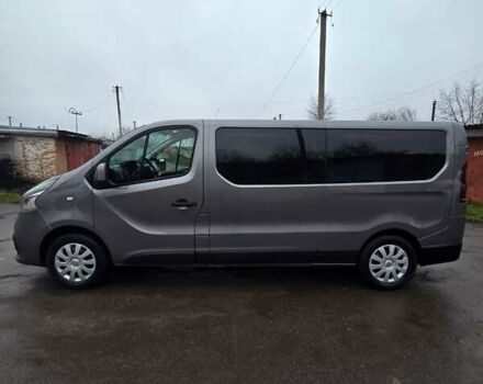 Серый Рено Трафик, объемом двигателя 1.6 л и пробегом 246 тыс. км за 19200 $, фото 3 на Automoto.ua