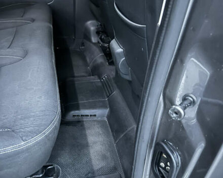 Серый Рено Трафик, объемом двигателя 2 л и пробегом 157 тыс. км за 27300 $, фото 59 на Automoto.ua