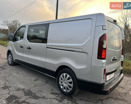 Серый Рено Трафик, объемом двигателя 1.6 л и пробегом 167 тыс. км за 18500 $, фото 5 на Automoto.ua