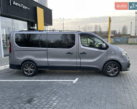 Серый Рено Трафик, объемом двигателя 2 л и пробегом 157 тыс. км за 27300 $, фото 18 на Automoto.ua