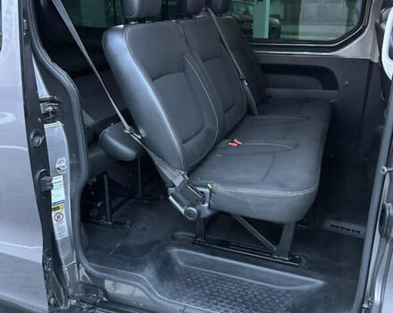 Серый Рено Трафик, объемом двигателя 2 л и пробегом 157 тыс. км за 27300 $, фото 51 на Automoto.ua